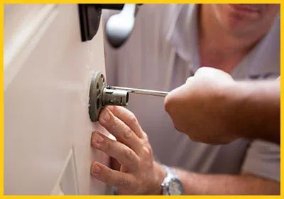Expert Locksmith Store East Windsor, CT 860-351-3714 - 23-13
